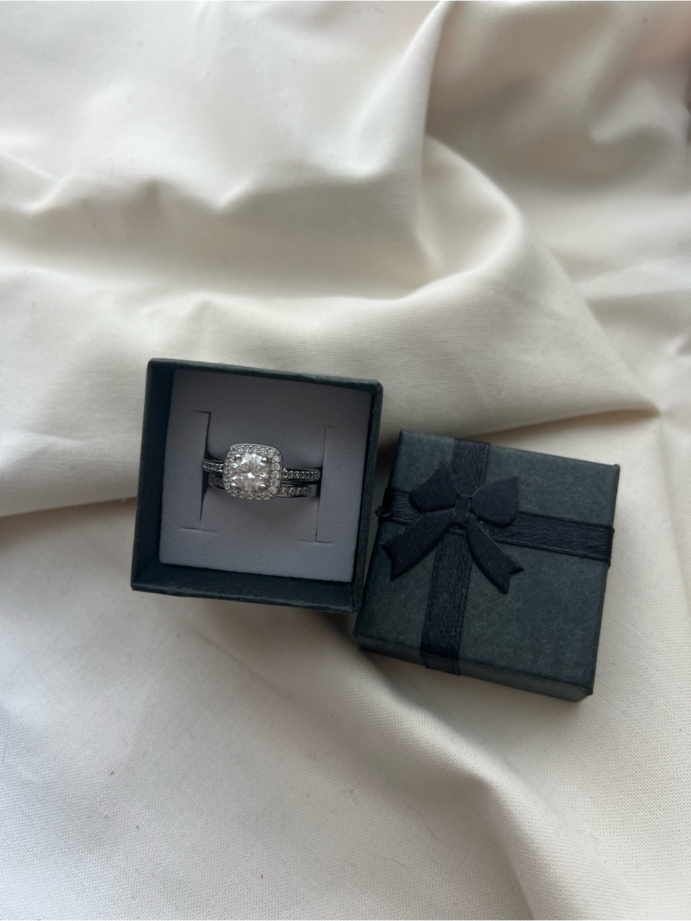 Silver plated diamond Ring Set